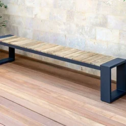 OUTFLEXX Kona Bank, Dark Grey/natur, Alu/recycled FSC®-Teak, 240x40x45cm, Rustikal Gebürstet, U-Gestell