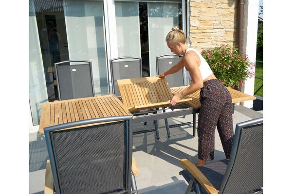 HARTMAN Silencio / RaffaeloSitzgruppe, Xerix/natur, Alu/Teak, 8 Multipo, 160/220x90cm, FSC-Teak Armlehnen 8 HARTMAN Silencio / RaffaeloSitzgruppe, Xerix/natur, Alu/Teak, 8 Multipo, 160/220x90cm, FSC-Teak Armlehnen – Bild 8